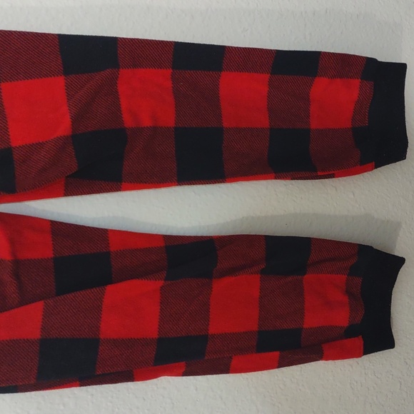USED OLD NAVY BOYS PAJAMA PANTS COLOR BLACK AND RED PLAID SIZE L (10/12) - Picture 8 of 9